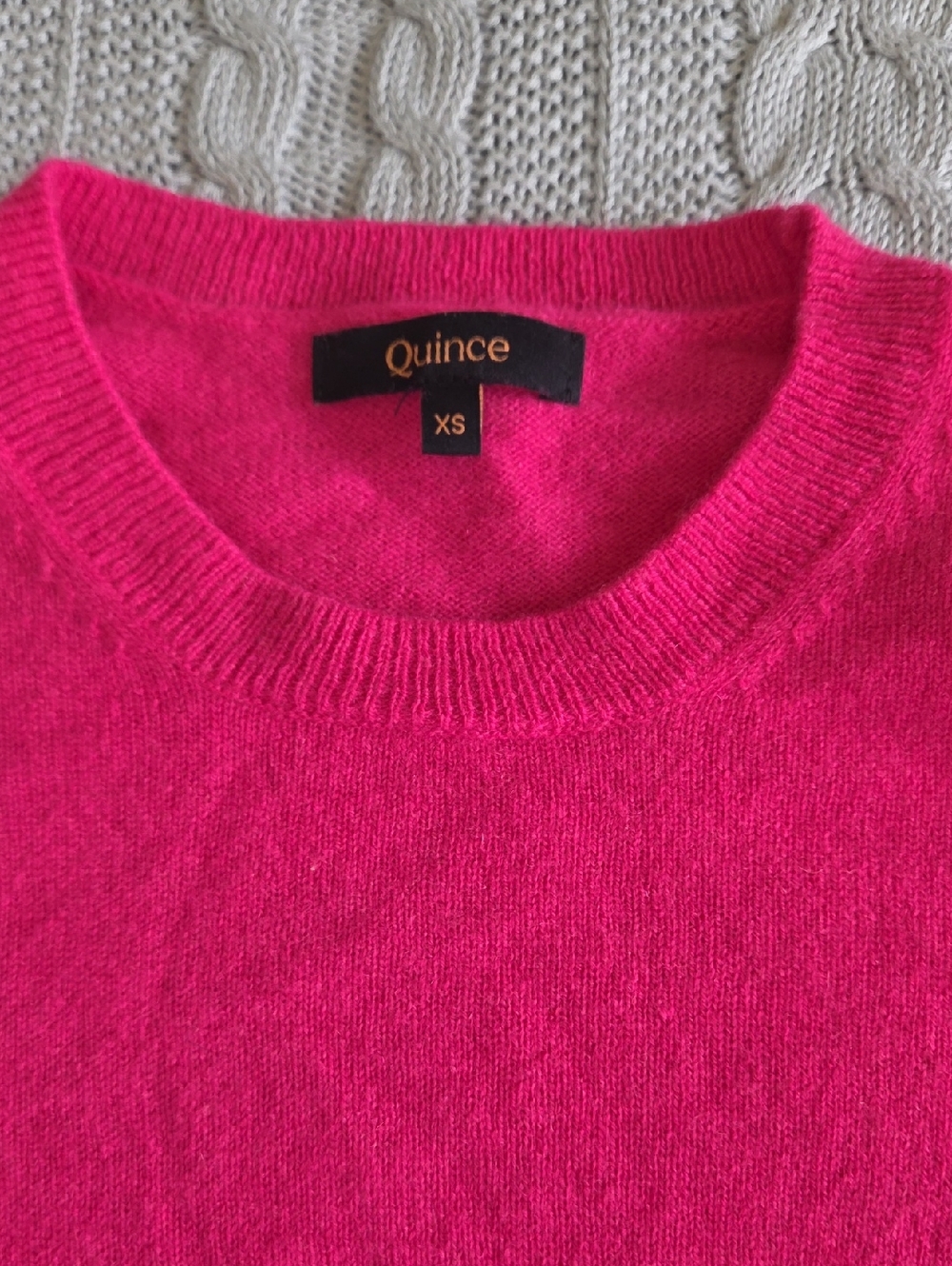 Quince Pink 100% Cashmere Sweater Crewneck Long Sleeve Extra Small Quiet Luxury - Picture 3 of 7